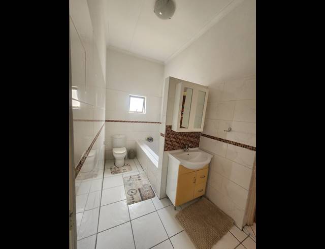 4 BEDROOM HOUSE FOR SALE IN SAFARI GARDENS